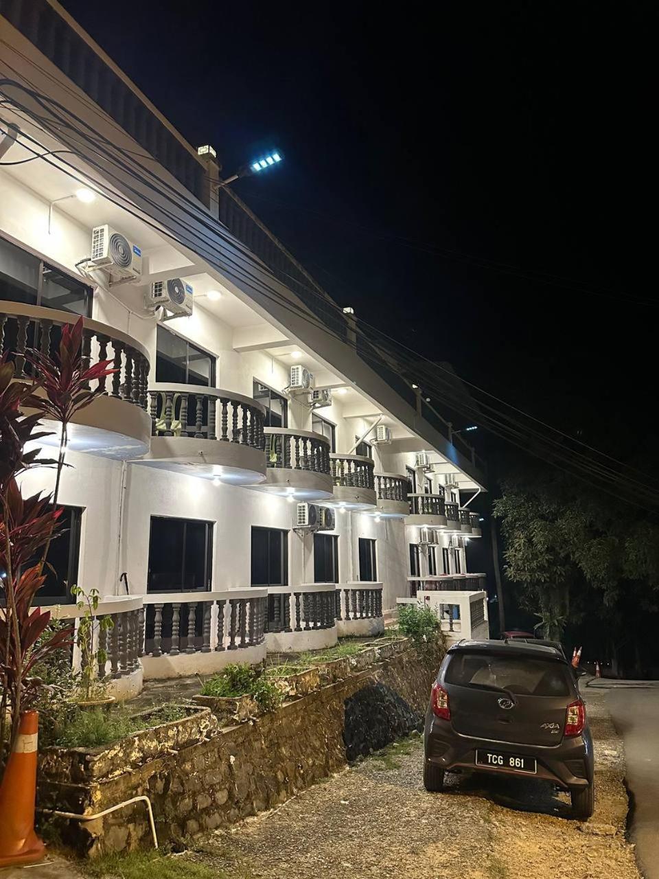 Teresek View Motel Куала-Тахан Экстерьер фото